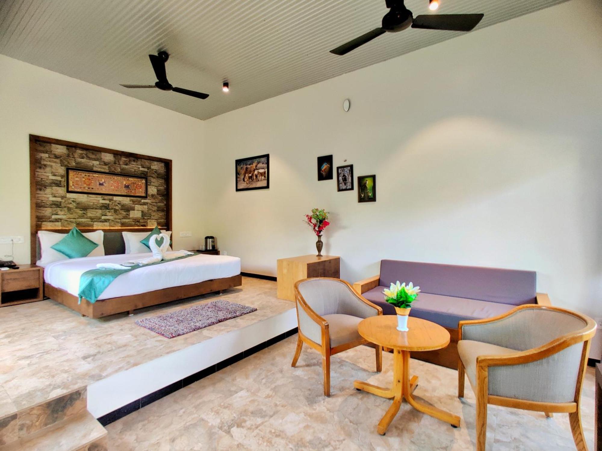 Lion Signature Family Resort Sasan Gir Esterno foto